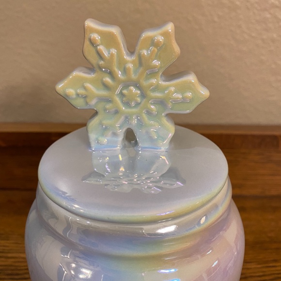 Rae Dunn Winter Wonderland canister - Picture 2 of 2